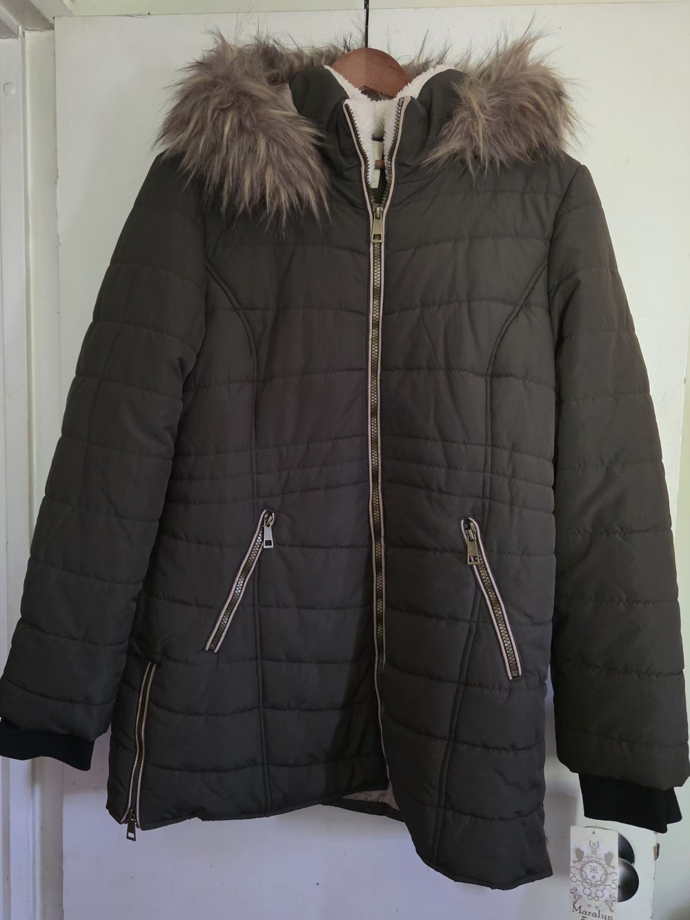 Quilted Hooded Puffer Coat with Faux-Fur Trim - Olive Green